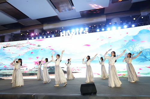 5E7A5500_副本.jpg 5E7A5500_副本.jpg